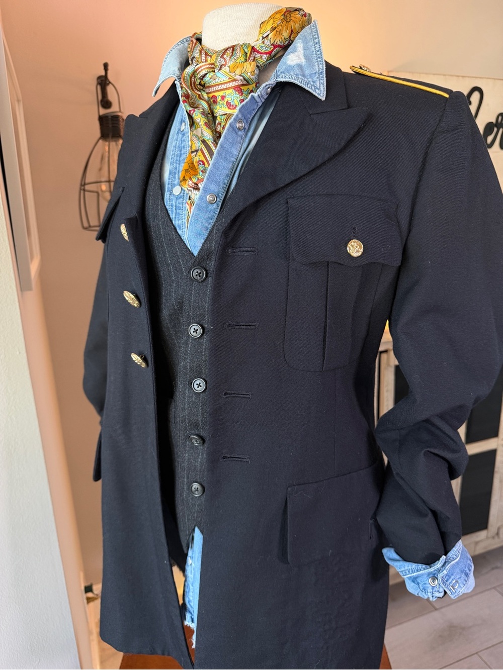 US Army Dress Blue 450 Military Coat 34R Gold Buttons Bremen Bowdon Wool Blend